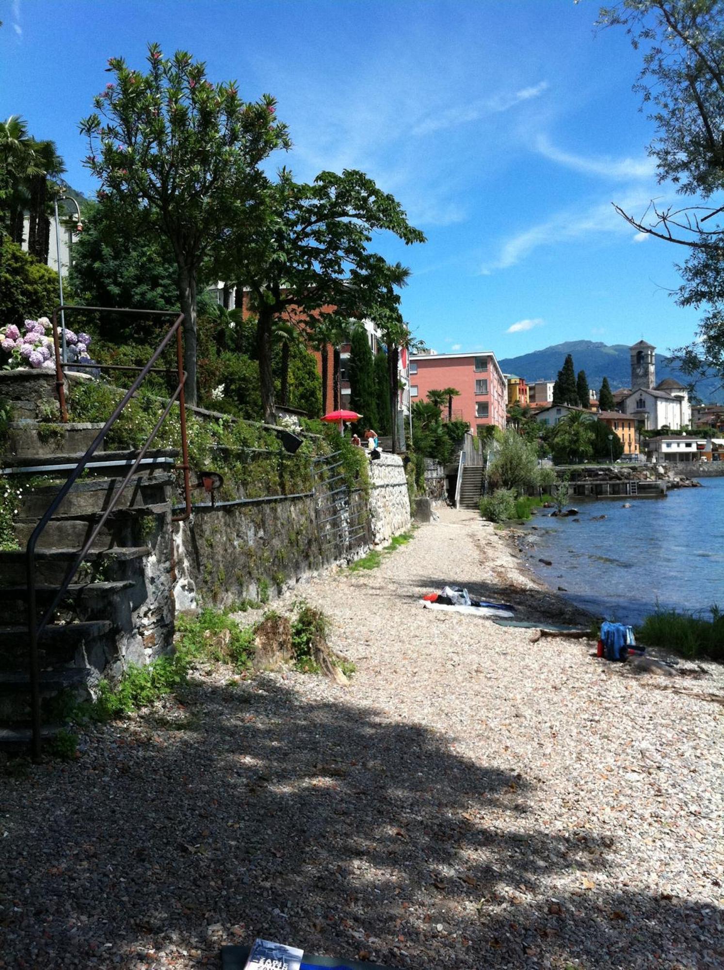 Hotel Garni Rivabella Au Lac Brissago TI Exterior foto
